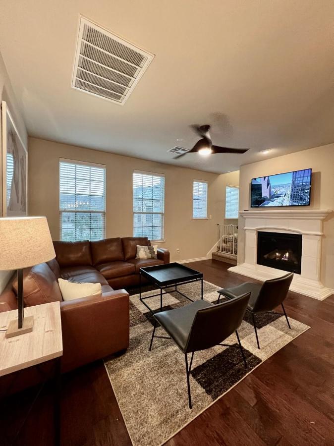 הוילה פלאנו Luxury Legacy West Townhouse מראה חיצוני תמונה